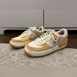 Nike - Air Force 1 Shadow, cashmere/orange